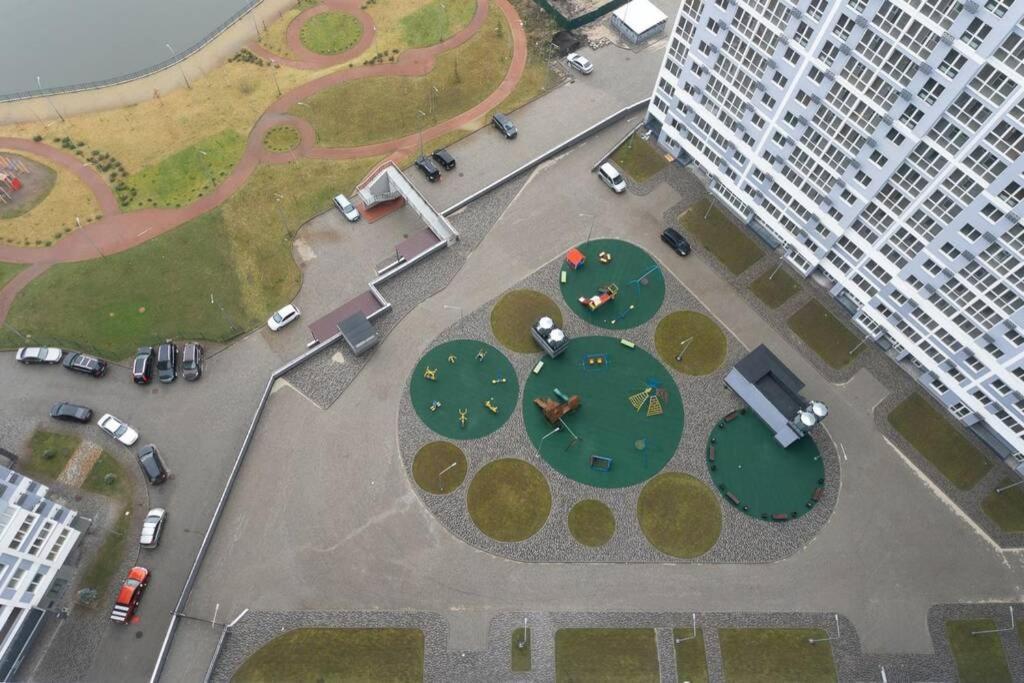 Современные Апартаменты Метро Харьковская Генератор В Доме Kijev Kültér fotó
